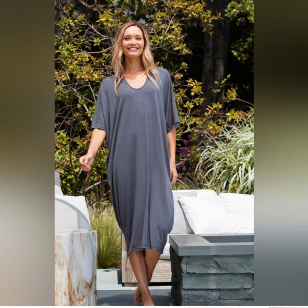 Barefoot Dreams Luxe Milk jersey kaftan black - Picture 15 of 16